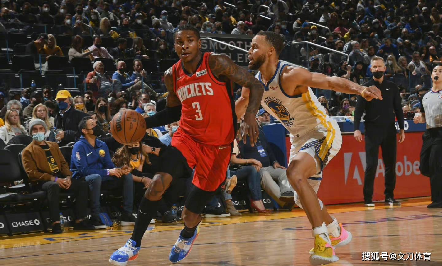 九游体育-欧文对阵快船高难度漂移三分视频